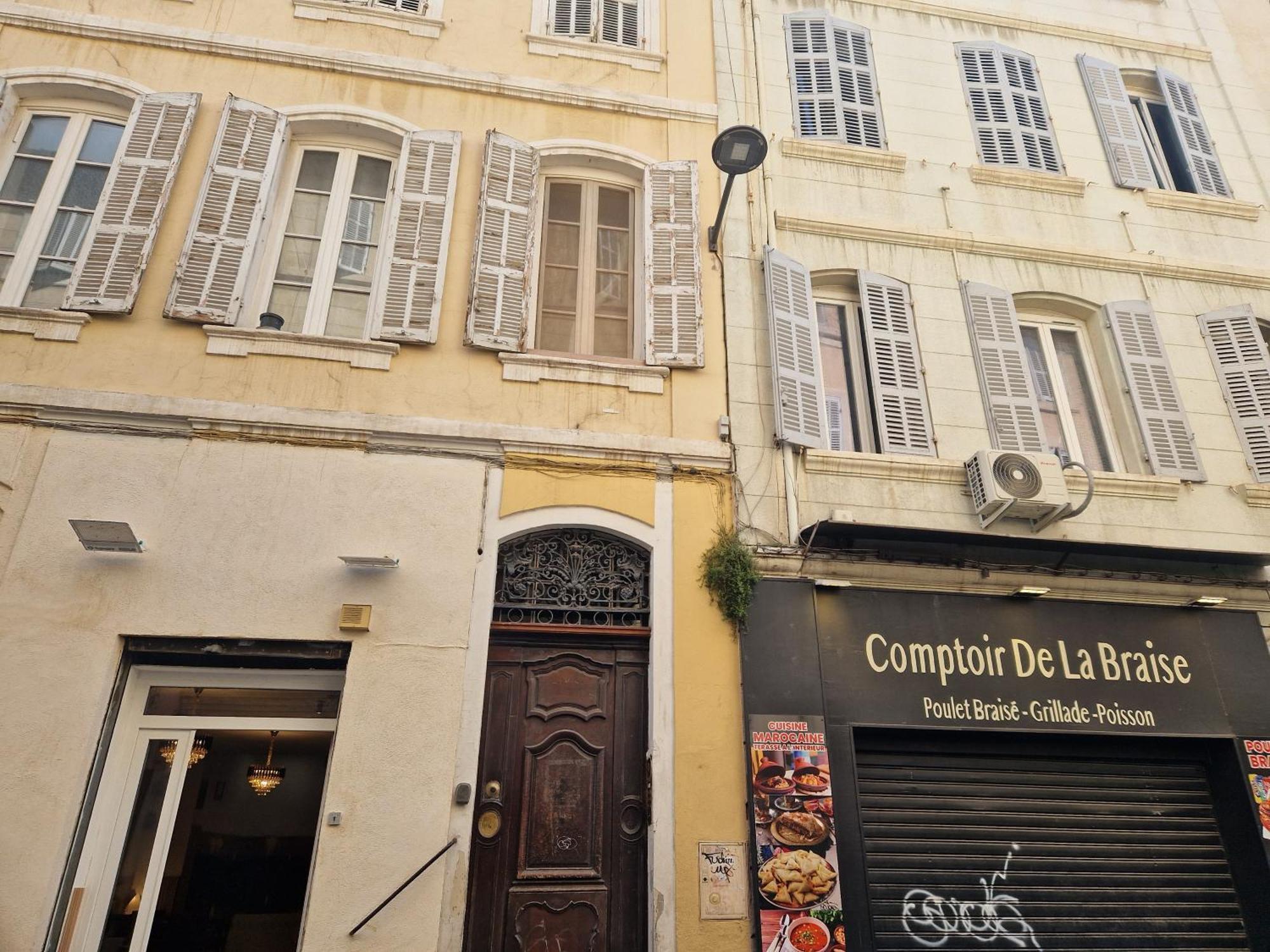 Superbe 2 Pieces Avec Grande Terrasse, Classe *** Marseilles Buitenkant foto